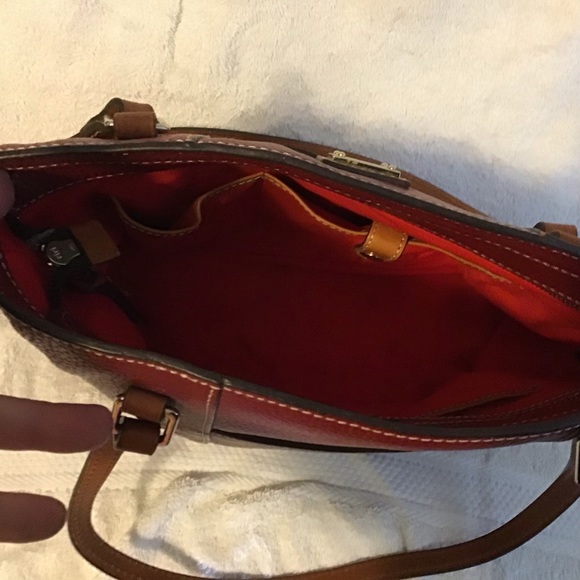 Dooney and Bourke Small Lexington Shopper EUC Beautiful Red - Picture 7 of 12